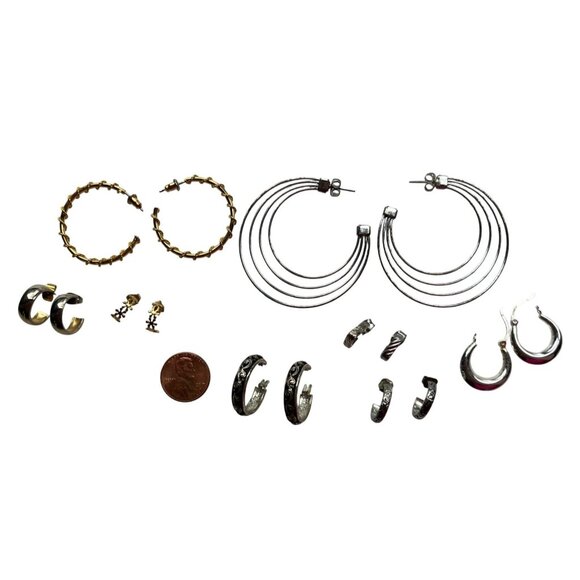 Unbranded Jewelry - Nine Pairs Of Hoop & Stud Earrings In Mixed Silver & Gold Tones A179